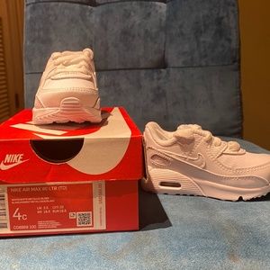 Toddler Nike tennis shoes